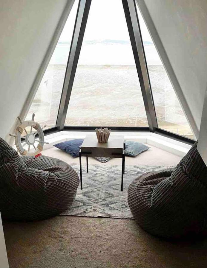 Lovely 2 Bedroom Modern Loft Apartment Sea View Morecambe Buitenkant foto